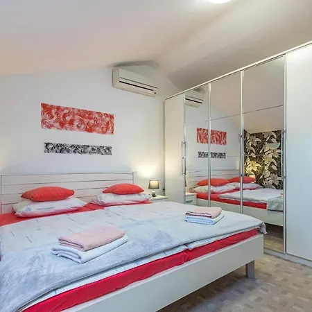 Apartment Teri *