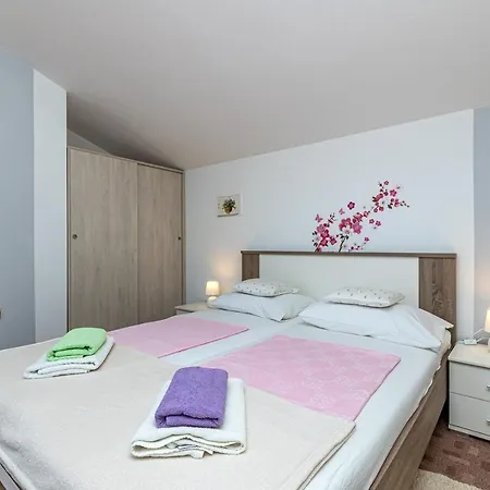 Teri Apartment *